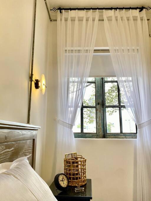 胡志明市Le Bijou Chic In The Heart Of Saigon Charm With View公寓 外观 照片