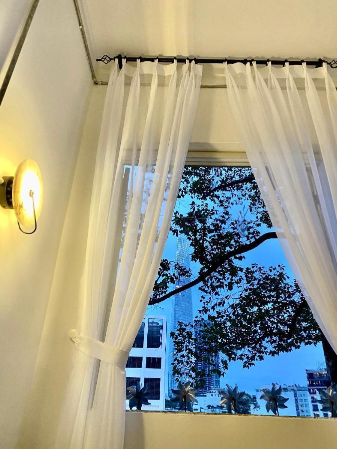 胡志明市Le Bijou Chic In The Heart Of Saigon Charm With View公寓 外观 照片