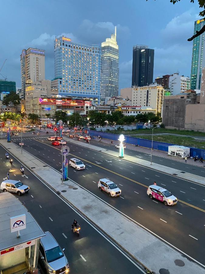 胡志明市Le Bijou Chic In The Heart Of Saigon Charm With View公寓 外观 照片