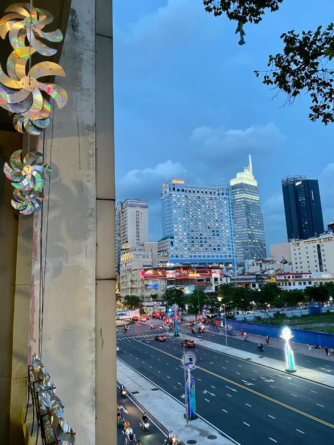 胡志明市Le Bijou Chic In The Heart Of Saigon Charm With View公寓 外观 照片